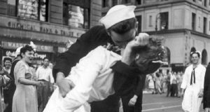 World War II Kiss